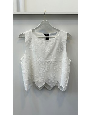 Arkası Bağlama Detaylı Nakışlı Bluz Beyaz 