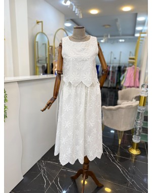 Premium Seri Nakışlı Beyaz Etek 