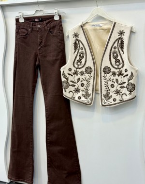 Nakışlı Nubuk Yelek Krem