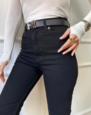 Orj. Marka Kesik Paça Siyah Jean 