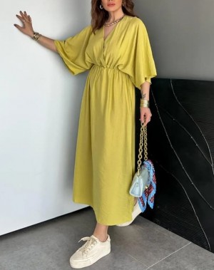 Yarasakol Bel Kısmı Lastikli Yanları Yırtmaçlı Yağ Yeşil Elbise 