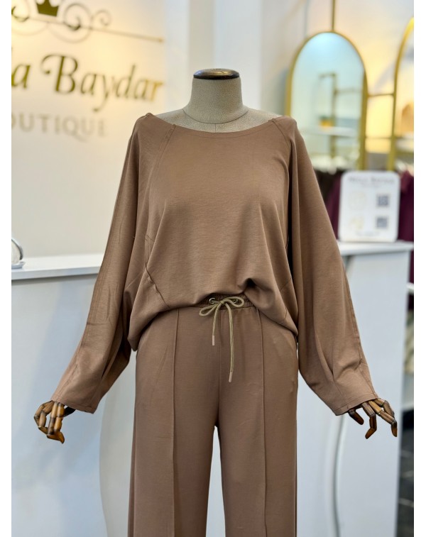 Modal Kumaş Kayık Yaka İkili Takım Kahverengi