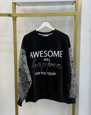 Kolları Tül Detaylı Yazılı  Tasarım Sweatshirt 