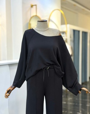 Modal Kumaş Kayık Yaka İkili Takım Siyah Modal Kumaş Kayık Yaka İkili Takım Siyah