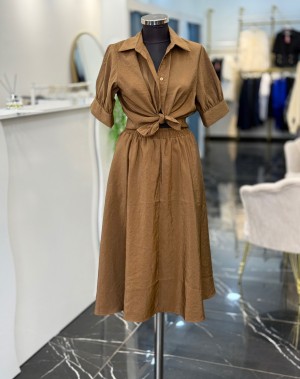 Parlak Satenimsi Kumaş Kahverengi Etek Gömlek Takım 