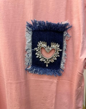 Kalp Desenli Cep Detaylı Pembe Tshirt