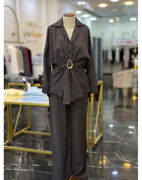 Lüx Kalite Broş Detaylı Özel Kumaş Kahverengi Takım