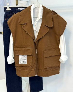 Büyük Yelekli Gömlek Yaka Yelek Kahverengi 