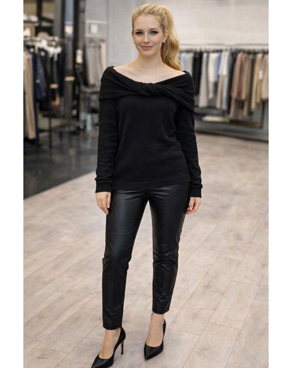 Madonna Yaka Siyah Kazak